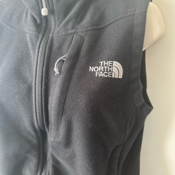 The North Face Black WindWall Vest - Picture 2 of 6